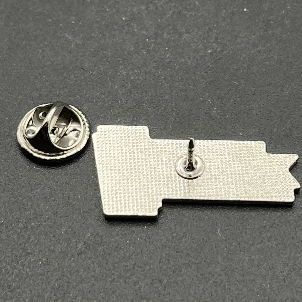 Wendy's Fast Food Restaurant Dave's Legacy Profit Growth Employee Lapel‎ Hat Pin